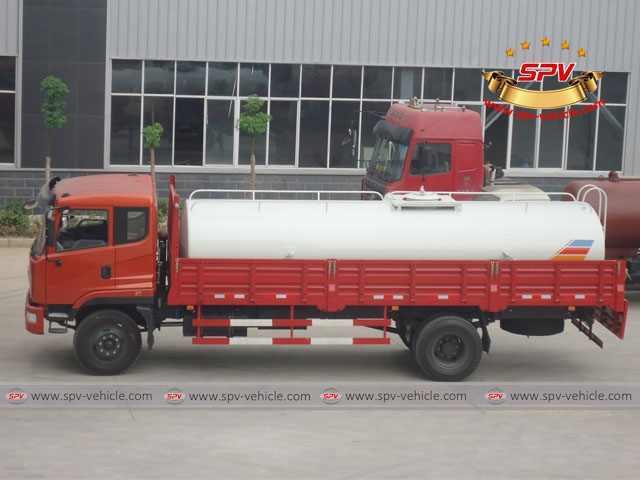 Left side view of cargo truck with 10,000litres water tanker